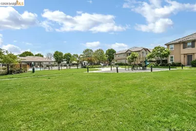 231 Washington Dr, Brentwood, CA 94513 - Photo 23