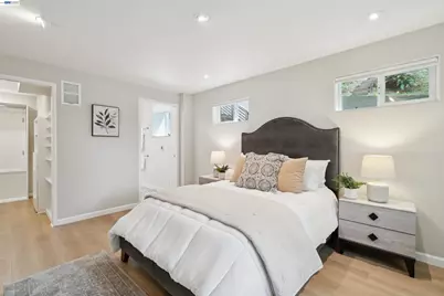 29 Eastwood Ct, Oakland, CA 94611 - Photo 23