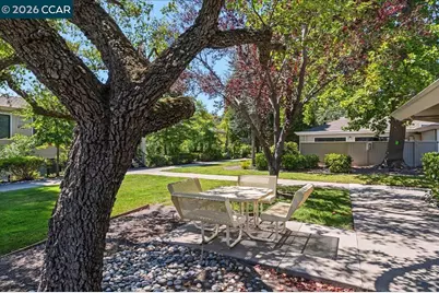 1959 Golden Rain Rd #7, Walnut Creek, CA 94595 - Photo 33