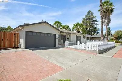 8231 Cardiff Dr, Dublin, CA 94568 - Photo 59