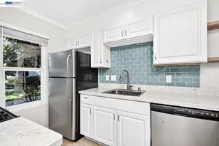 1001 Murrieta Blvd, Livermore, CA 94550 - Photo 9