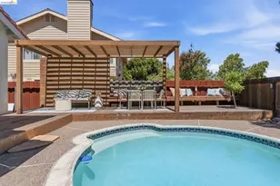 2137 Pheasant Dr, Hercules, CA 94547 - Photo 69