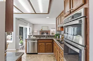 2137 Pheasant Dr, Hercules, CA 94547 - Photo 33