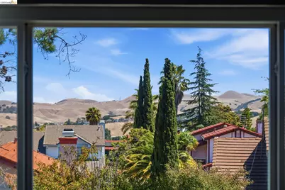 2137 Pheasant Dr, Hercules, CA 94547 - Photo 61