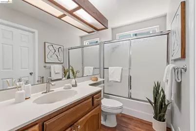 2137 Pheasant Dr, Hercules, CA 94547 - Photo 59