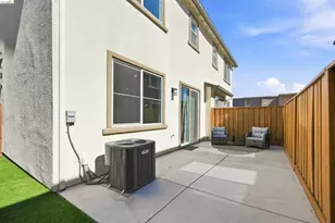 59 Autumn Ln, Pittsburg, CA 94565 - Photo 27