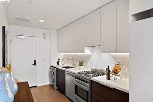 1433 Bush St, San Francisco, CA 94109 - Photo 9