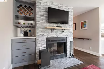 122 Lakeshore Ct, Richmond, CA 94804 - Photo 5
