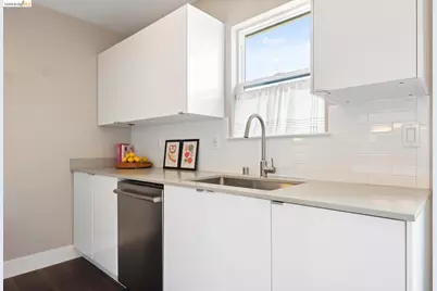122 Lakeshore Ct, Richmond, CA 94804 - Photo 11