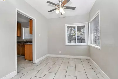 2605 Prentiss Pl, Oakland, CA 94601 - Photo 5