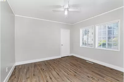 2605 Prentiss Pl, Oakland, CA 94601 - Photo 23
