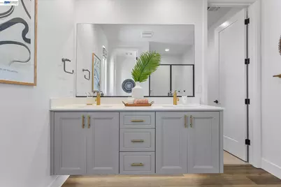 55 Atlantic Ave #1002, Alameda, CA 94501 - Photo 31