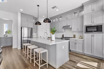 55 Atlantic Ave #1002, Alameda, CA 94501 - Photo 11