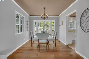 7538 Circle Hill Dr, Oakland, CA 94605 - Photo 23
