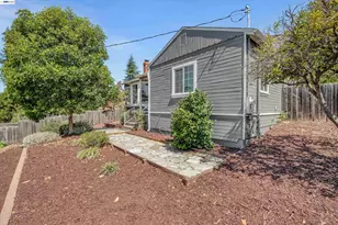 7538 Circle Hill Dr, Oakland, CA 94605 - Photo 43