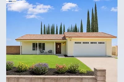 2624 Damien Ave, La Verne, CA 91750 - Photo 1