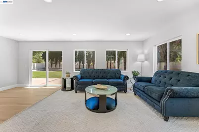 2624 Damien Ave, La Verne, CA 91750 - Photo 17