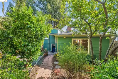 4624 Steele St, Oakland, CA 94619 - Photo 37