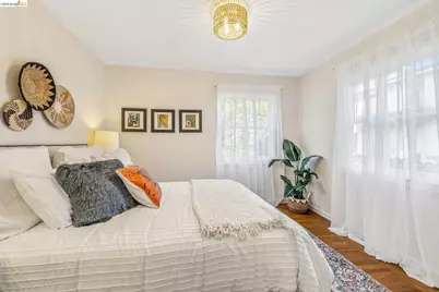 4624 Steele St, Oakland, CA 94619 - Photo 23