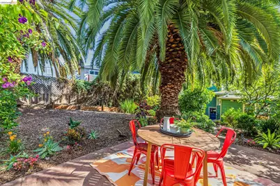 4624 Steele St, Oakland, CA 94619 - Photo 41