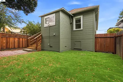 6414 Herzog St, Oakland, CA 94608 - Photo 31