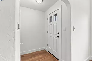 6414 Herzog St, Oakland, CA 94608 - Photo 7