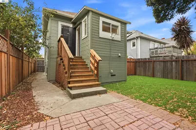6414 Herzog St, Oakland, CA 94608 - Photo 29