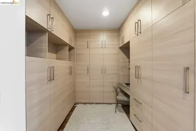 200 2nd St #403, Oakland, CA 94607 - Photo 15
