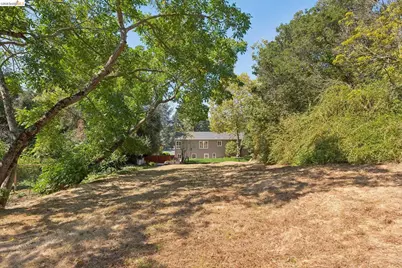 1978 Tiffin Rd, Oakland, CA 94602 - Photo 53