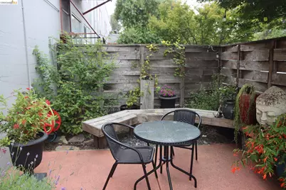 958 28th St. #2825B, Oakland, CA 94608 - Photo 5