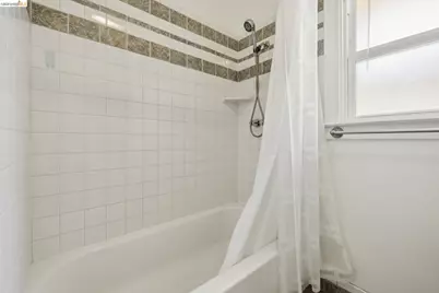 1152 Francisco St, Berkeley, CA 94702 - Photo 35