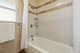 1152 Francisco St, Berkeley, CA 94702 - Photo 23