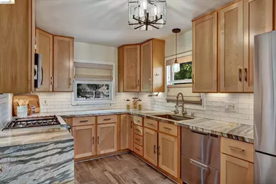 4656 Redding St, Oakland, CA 94619 - Photo 13