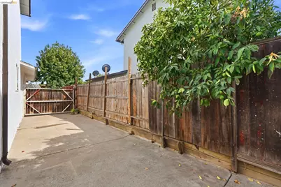 2824 Seville Cir, Antioch, CA 94509 - Photo 59