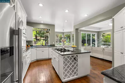 55 McConnell Ln, Walnut Creek, CA 94596 - Photo 11