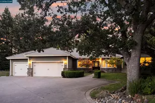 55 McConnell Ln, Walnut Creek, CA 94596 - Photo 1