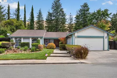 1152 Easley Dr, Clayton, CA 94517 - Photo 1