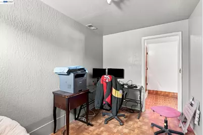 1451 Linfield Ln, Hayward, CA 94545 - Photo 17