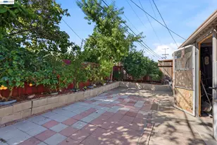 1451 Linfield Ln, Hayward, CA 94545 - Photo 27
