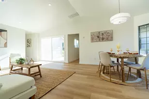 1057 Topsail Dr, Vallejo, CA 94591 - Photo 9