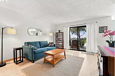 3 Commodore #158, Emeryville, CA 94608 - Photo 7