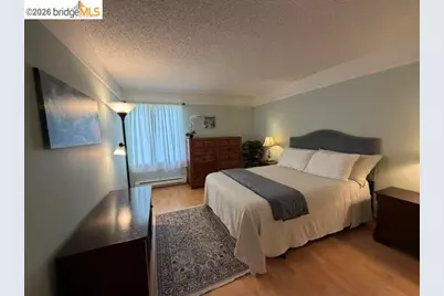 3 Commodore #158, Emeryville, CA 94608 - Photo 21