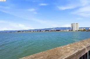 3 Commodore, Emeryville, CA 94608 - Photo 51