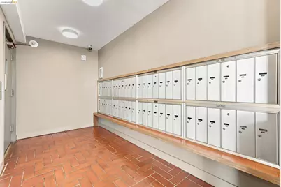 3 Commodore #158, Emeryville, CA 94608 - Photo 41