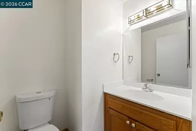 124 Chestnut Dr, Hercules, CA 94547 - Photo 27