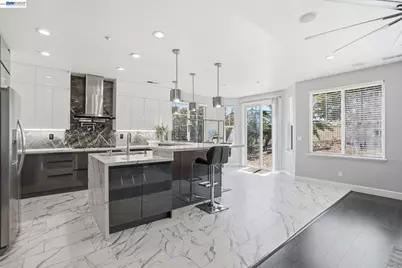 2742 St Andrews Dr, Brentwood, CA 94513 - Photo 9