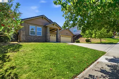 2742 St Andrews Dr, Brentwood, CA 94513 - Photo 3