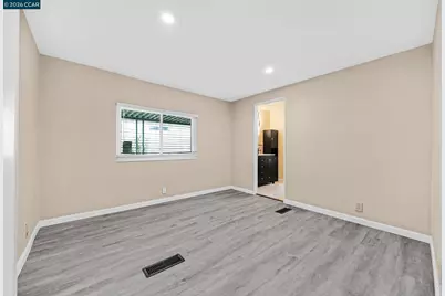 2184 Dalis Drive, Concord, CA 94518 - Photo 13