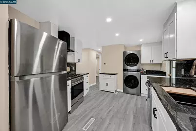 2184 Dalis Drive, Concord, CA 94518 - Photo 7