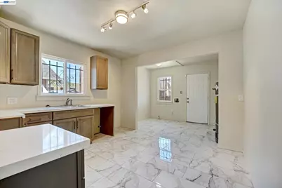 1707 73rd Ave, Oakland, CA 94621 - Photo 23